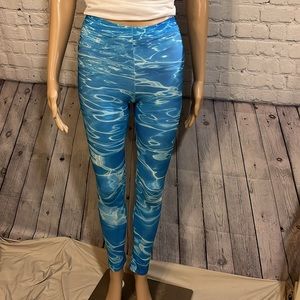 Shelfies Pool Water Leggings SZ SM